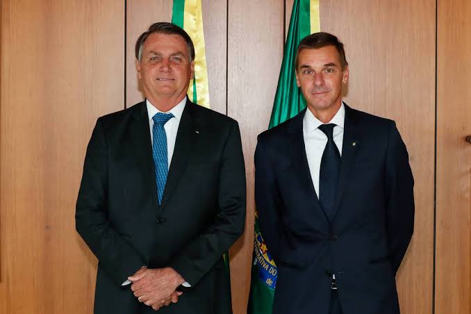 Presidente do Banco do Brasil, entrega o cargo