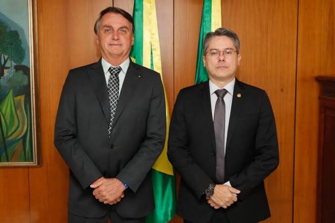 Alessandro Vieira criador da CPI da Covid defende investigar prefeitos e governadores, após pressão do presidente