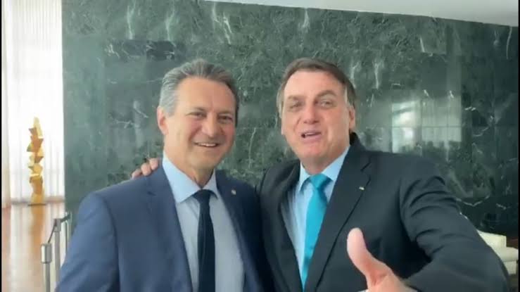 Vice-líder do governo Bolsonaro na Câmara diz que uso de máscara piorou câncer de Bruno Covas